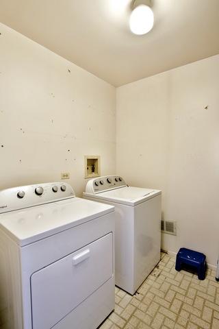 1131 Wildberry Ct #B2, Wheeling, IL 60090 photo 23