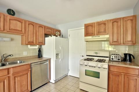 1131 Wildberry Ct #B2, Wheeling, IL 60090 photo 7