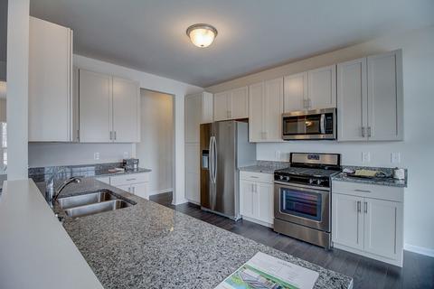 1044 Bailey Rd, Sycamore, IL 60178 photo 18