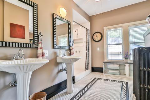 163 Hill Ave, Elgin, IL 60120 photo 21