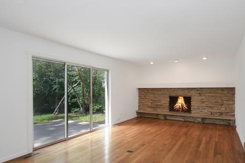 952 Suffield Ter, Northbrook, IL 60062 photo 5