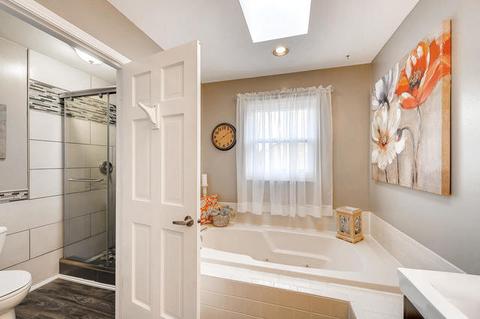 974 Pearson Rd, Cary, IL 60013 photo 16