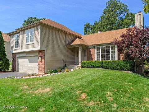 664 White Oak Ln, Bartlett, IL 60103 photo 2