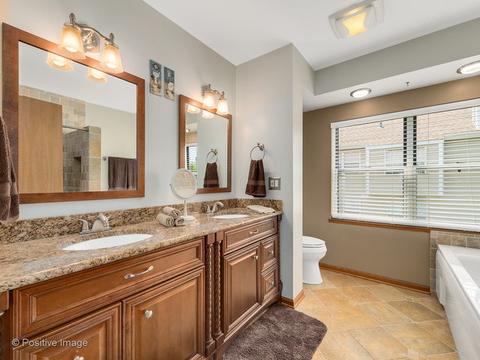 664 White Oak Ln, Bartlett, IL 60103 photo 17