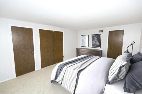 699 Lakeside Cir, Wheeling, IL 60090 photo 9