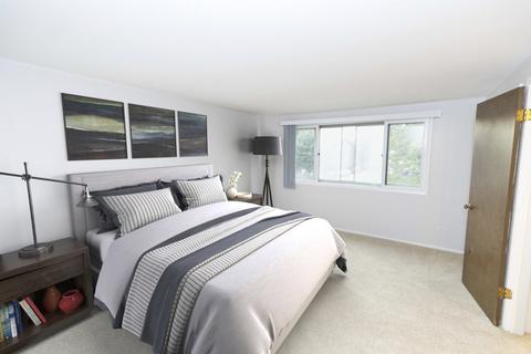 699 Lakeside Cir, Wheeling, IL 60090 photo 8