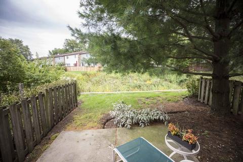 699 Lakeside Cir, Wheeling, IL 60090 photo 21