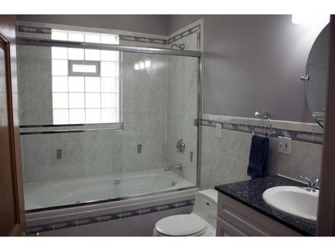 2936 N Gresham Ave #3, Chicago, IL 60618 photo 19
