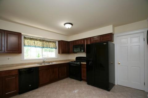 1695 Violet St, Aurora, IL 60505 photo 6