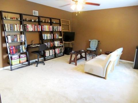 395 Cobblestone Dr, Aurora, IL 60506 photo 20