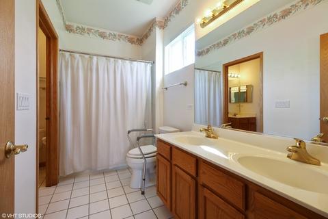 13608 S Redbud Dr, Plainfield, IL 60544 photo 8