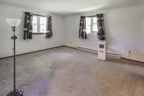 2188 Eagle Dr, Freeport, IL 61032 photo 18