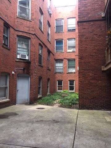 1367 E 52nd St #2, Chicago, IL 60615 photo 3