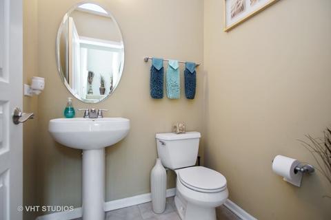 1930 Potomac Ct, Wheeling, IL 60090 photo 8