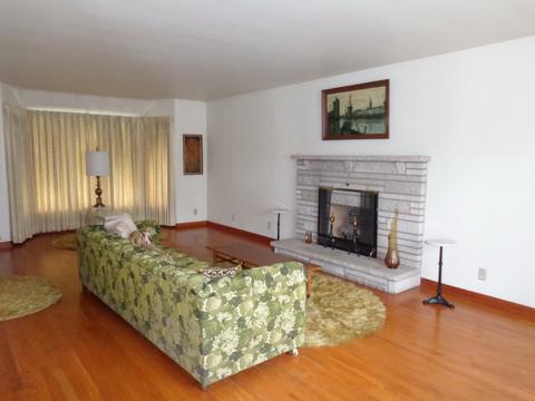 305 W Clinton St, Kankakee, IL 60901 photo 3