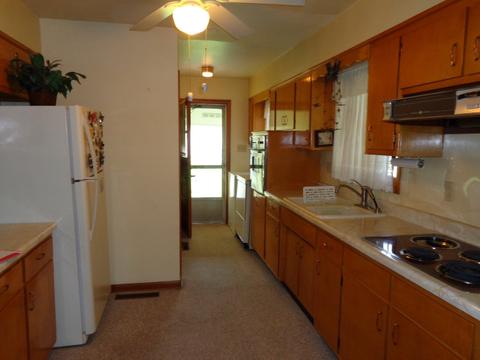 305 W Clinton St, Kankakee, IL 60901 photo 7