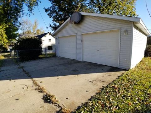 301 E 2nd St, Leaf River, IL 61047 photo 7