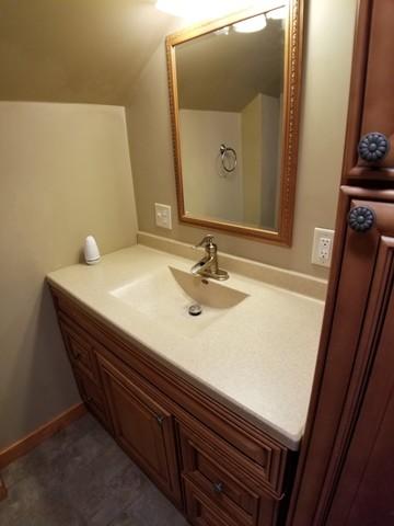 301 E 2nd St, Leaf River, IL 61047 photo 19