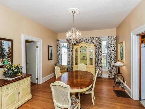 770 Hammond Ave, Elgin, IL 60120 photo 12