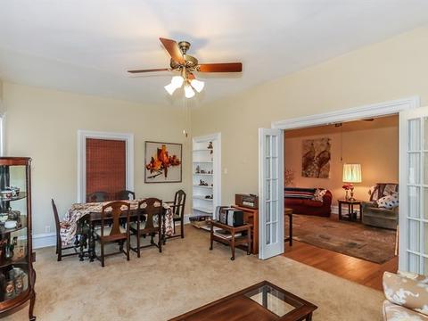 770 Hammond Ave, Elgin, IL 60120 photo 10