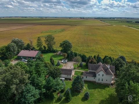 24298 Goelitz Rd, Malta, IL 60150 photo 1