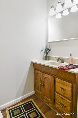 19 Hampton Rd, Montgomery, IL 60538 photo 5