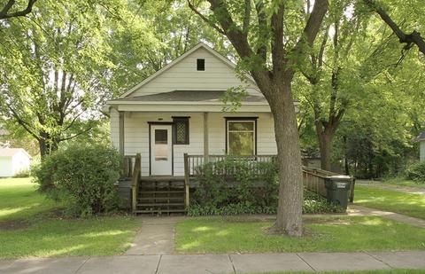 114 N Pine St, Gardner, IL 60424 photo 1
