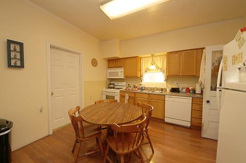 114 N Pine St, Gardner, IL 60424 photo 6