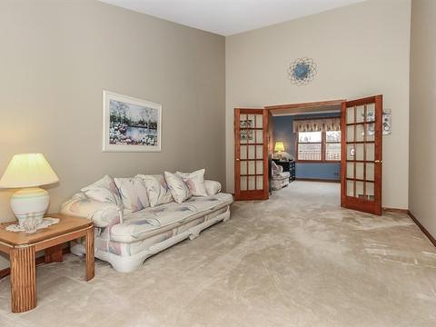 2204 Jordan Ln, Elgin, IL 60123 photo 9