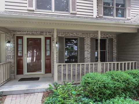 2204 Jordan Ln, Elgin, IL 60123 photo 3