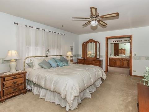 2204 Jordan Ln, Elgin, IL 60123 photo 23