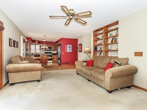 2204 Jordan Ln, Elgin, IL 60123 photo 18