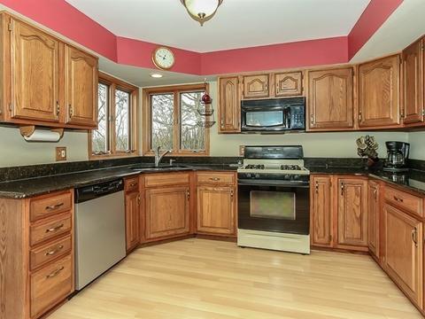 2204 Jordan Ln, Elgin, IL 60123 photo 14