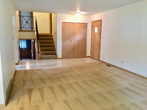 557 S Westgate Rd, Des Plaines, IL 60016 photo 4