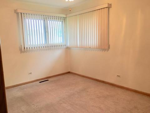 557 S Westgate Rd, Des Plaines, IL 60016 photo 7