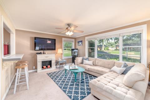 716 Spring St, Roselle, IL 60172 photo 7