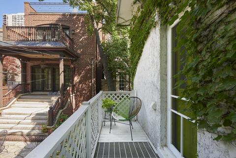 152 W Schiller St, Chicago, IL 60610 photo 22