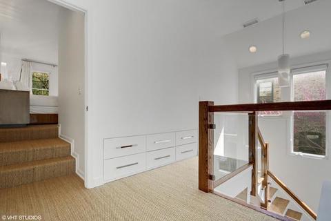 152 W Schiller St, Chicago, IL 60610 photo 17