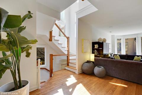 152 W Schiller St, Chicago, IL 60610 photo 6