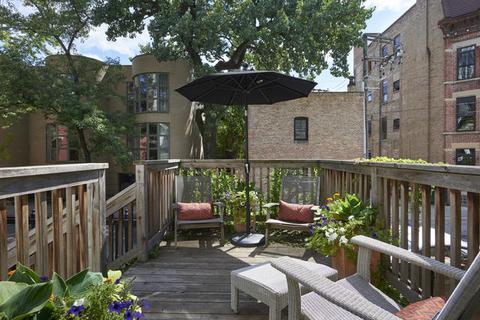152 W Schiller St, Chicago, IL 60610 photo 21