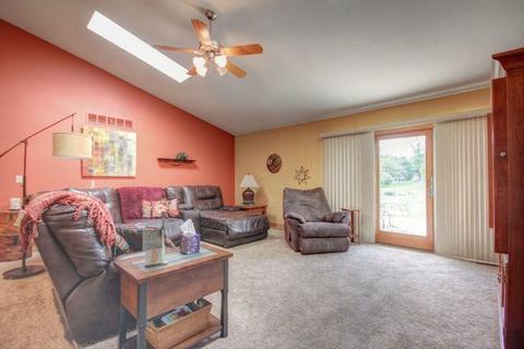 201 Clover Ln, Philo, IL 61864 photo 16