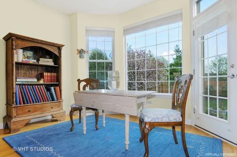 912 Case St, Naperville, IL 60563 photo 3