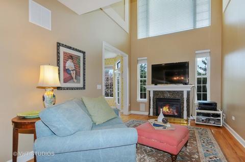 912 Case St, Naperville, IL 60563 photo 5