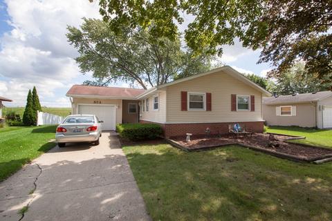 573 Arrowhead Trl, Carol Stream, IL 60188 photo 1