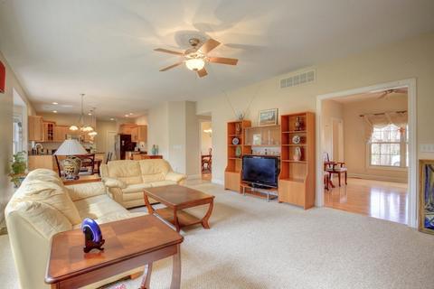 2108 Emerald Dr, Champaign, IL 61822 photo 17