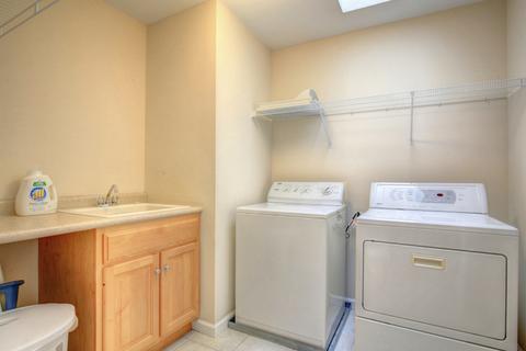 2108 Emerald Dr, Champaign, IL 61822 photo 39