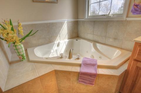 2108 Emerald Dr, Champaign, IL 61822 photo 30