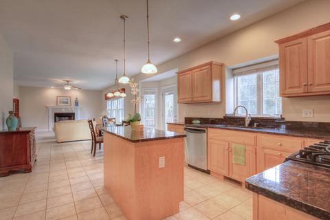 2108 Emerald Dr, Champaign, IL 61822 photo 22