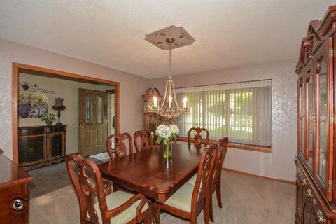 219 Brian Ct, Manhattan, IL 60442 photo 11