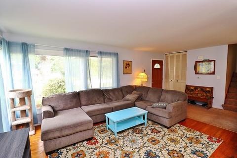 4305 W Shore Dr, Mchenry, IL 60050 photo 6